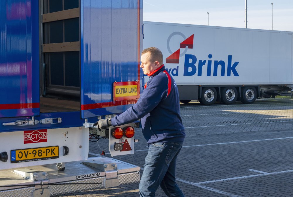 Sebastiaan van Burgel (LZV chauffeur bij St vd Brink)